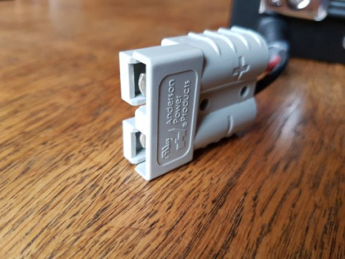 Akkustecker.jpg