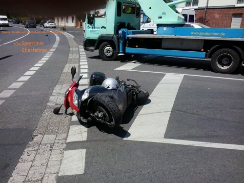 Alf Unfallfoto m Kommentar.jpg