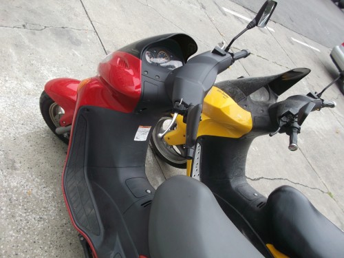 Suzuki Epicuro und Solar Scooter Sport2 1715x1286px.jpg