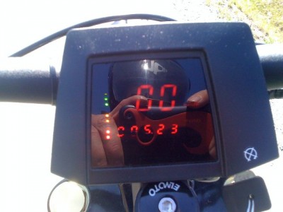 ELMoto 006_640x480.jpg