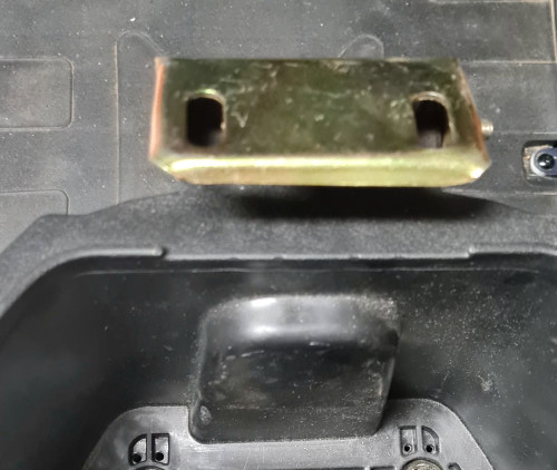 Sitzbankscharnier DTR.jpg