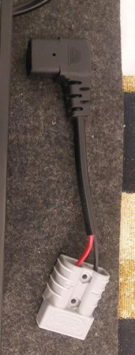 ladeadapter.JPG